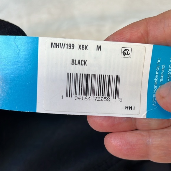 Hanes 4 way stretch black bra in Size Medium. Model MHW199. NWT. - Picture 5 of 6